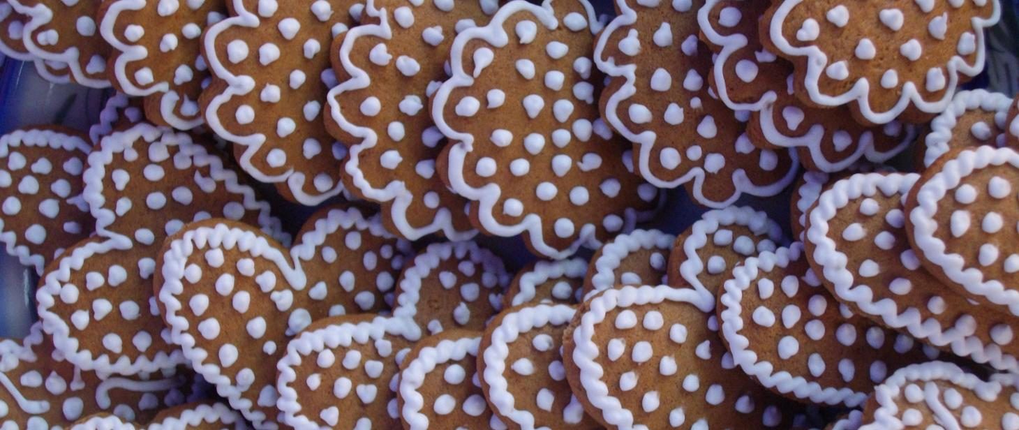 Miodowe pierniczki z Przemkowa z białym lukrem, produkt z listy produktów tradycyjnych